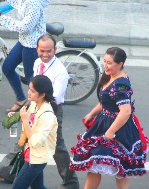 Đâu đâu cũng thấy niềm vui, nụ cười