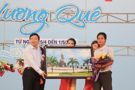 Huda tiếp tục đồng hành thiết thực cùng đời sống miền Trung - 1 Huda tiếp tục đồng hành thiết thực cùng đời sống miền Trung
