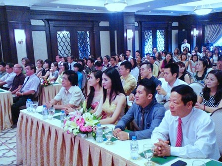 Ra mắt Viện nghệ thuật trang điểm Việt Nam tại Huế