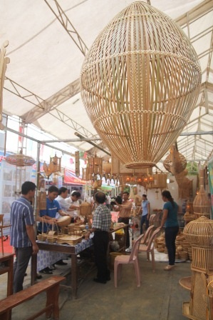 “Sóng nước Tam Giang” - mùa hội miền sông nước - 10 Các sản phẩm đặc trưng của các làng nghề truyền thống được được giới thiệu tại h
