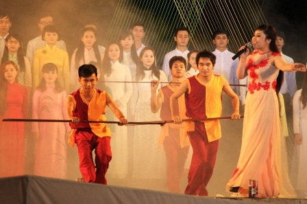“Sóng nước Tam Giang” - mùa hội miền sông nước - 4 Hào hùng trong “Bài ca thống nhất”