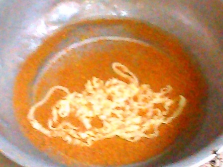 Con sán xơ mít với chiều dài kinh hoàng đến 10 mét vừa được lấy ra từ người bệnh nhân T.