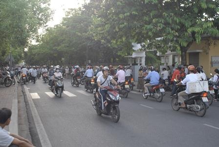 Không khí mát mẻ và thời tiết dịu ở Huế sáng 4/7