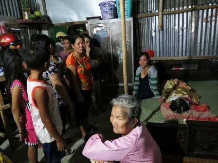 Mẹ như điên dại khi hai con cùng chết đuối - 3 Tai ương ập xuống gia đình nghèo