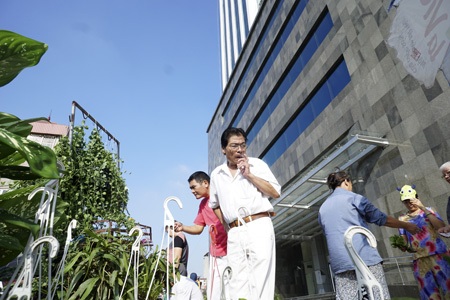 Phiên chợ cổ tại Trung tâm thương mại chợ Mơ - 7 Sẽ là bình thường nếu khách đi chợ không biết đây là một phiên chợ cổ nổi tiếng của Hà Nội xưa.