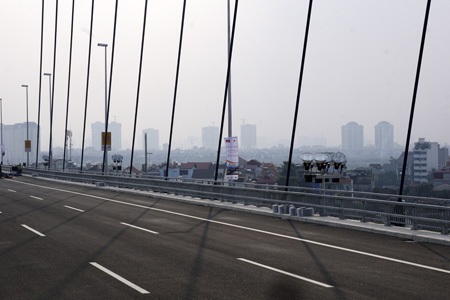 Cầu Nhật Tân sẵn sàng trước ngày thông xe