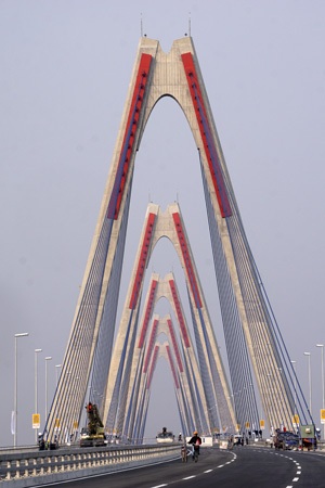 Đường dẫn về thành phố Hà Nội.