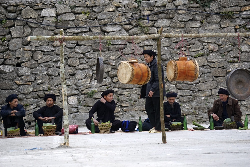 Khu Cù Tê - Tết uống rượu tháng Bảy của người La Chí
