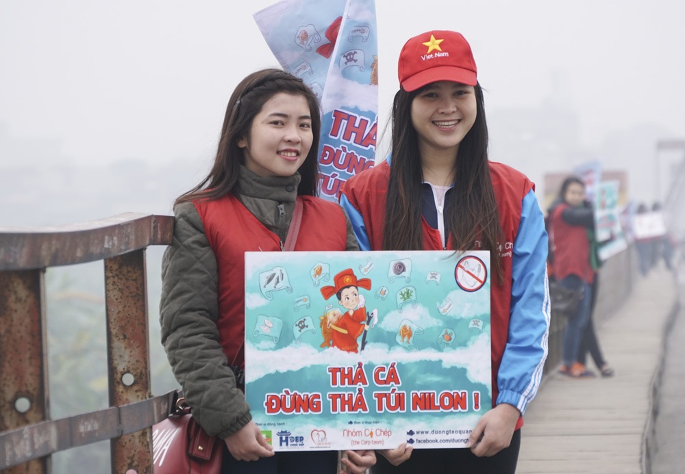 "Cá Chép" tiếp tục bảo vệ sông Hồng - 13 Hữu Nghị