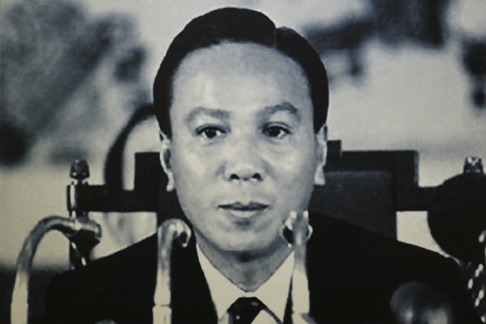 Tổng thống Việt Nam Cộng hòa tuyên bố Tái chiếm lãnh thổ.