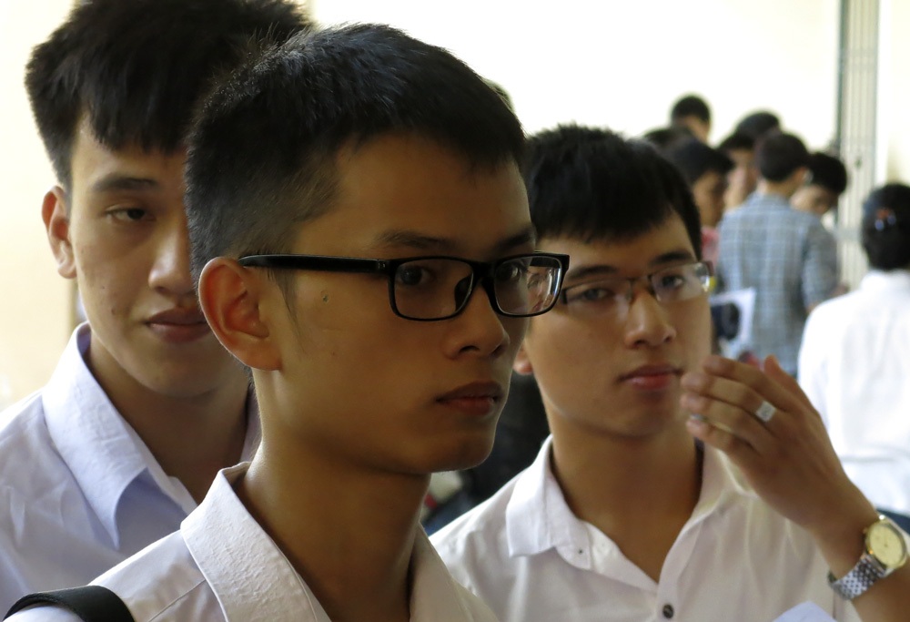 Chùm ảnh: Thí sinh dự thi trong nắng nóng cao điểm - 11 Thí sinh Lê Văn Sơn của Quân chủng Phòng không Không quân.