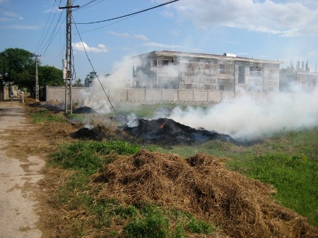 Hà Nội bị “hun khói” - 7