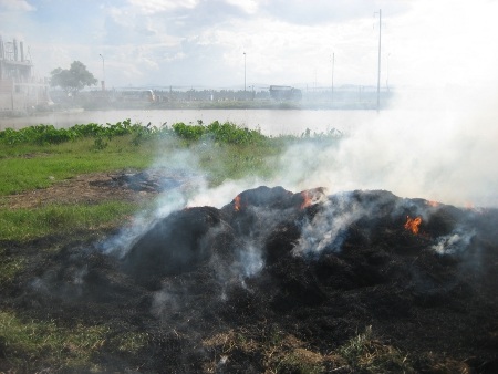 Hà Nội bị “hun khói” - 13