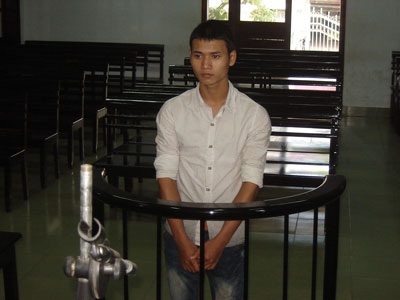 Sinh viên lĩnh án vì làm “chuyện người lớn” với trẻ em - 1