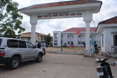 Kỷ luật 3 bác sĩ, 2 điều dưỡng vụ nữ sinh 17 tuổi “chết oan” - 1