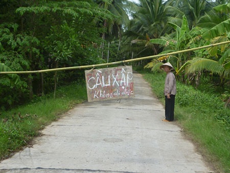 Chưa thông xe, cầu đã sập - 4 Chưa thông xe, cầu đã sập - 4