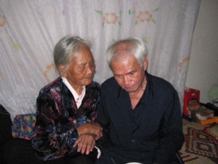 Vợ cũ của Anh Hùng Núp và cổ tích tình yêu thời hiện đại  - 4