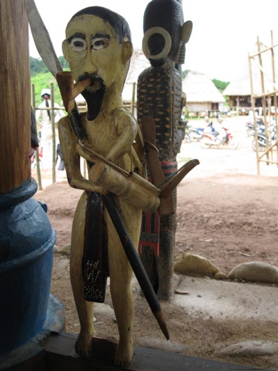 Thăm ngôi nhà mồ độc nhất vô nhị - 3