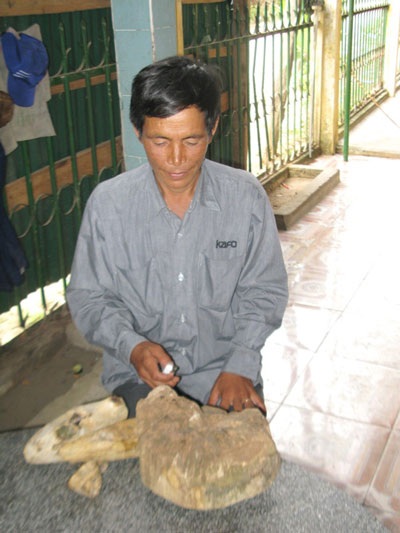 Gặp lão nông “bất thình lình” trở thành tỷ phú - 1 Gặp lão nông “bất thình lình” trở thành tỷ phú - 1