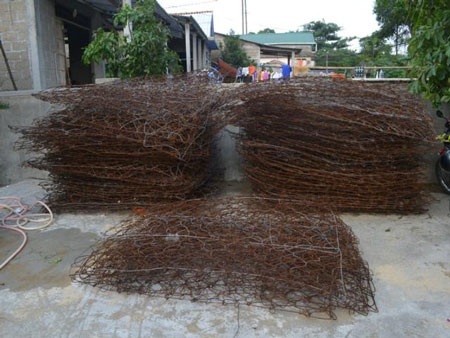 Sông “nuốt gọn” nhà sau lũ - 5 Sông “nuốt gọn” nhà sau lũ - 5