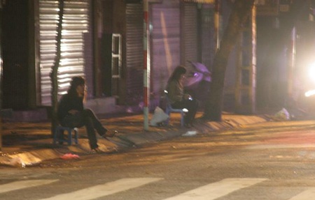 Bi hài chuyện quét vét gái bán dâm - 1 Bi hài chuyện quét vét gái bán dâm - 1