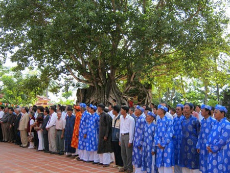 Tưởng niệm 400 năm ngày mất danh nhân - Thành hoàng Lương Văn Chánh - 2