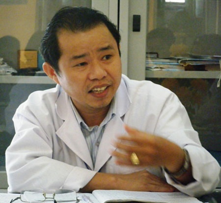 Kiểm điểm 4 bác sĩ trong vụ cháu bé 10 tuổi tử vong - 1