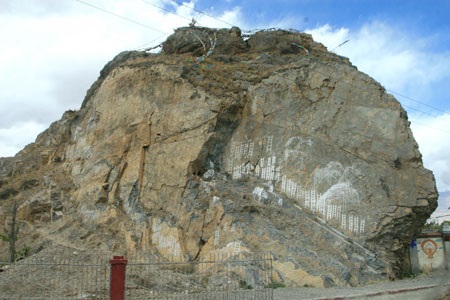 Tây Tạng, giọt nước mắt giữa lưng trời tuyết trắng…  - 5