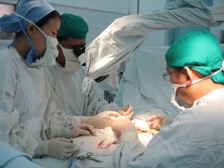 Quý ông ôm hận vì “thần dược” - 1 Quý ông ôm hận vì “thần dược” - 1