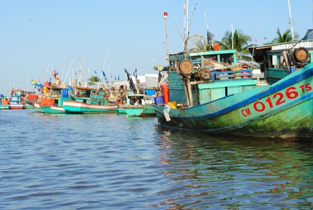 Ngư dân không dám ra khơi vì quá sợ nạn trộm cắp - 1 Ngư dân không dám ra khơi vì quá sợ nạn trộm cắp - 1