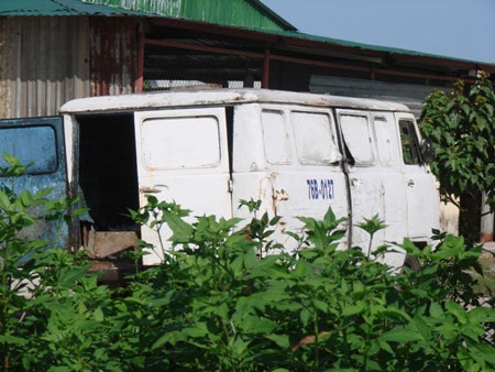 “Rượu cũ” vẫn tá túc trong... “bình mới” - 2