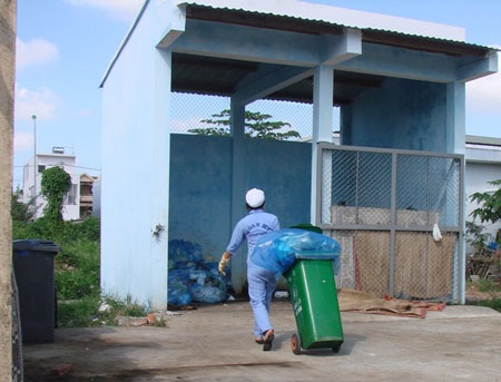 “Rượu cũ” vẫn tá túc trong... “bình mới” - 4