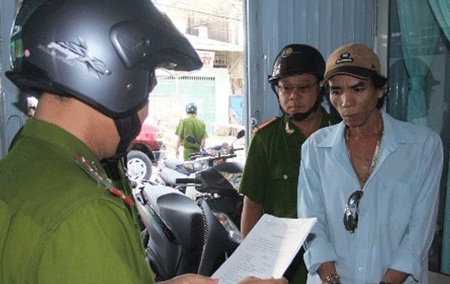 Trùm giang hồ được tại ngoại vì “bị tâm thần” - 1