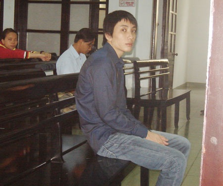 Xét xử vụ trộm liên quan đến vụ nhà báo nhận tiền chạy án - 1