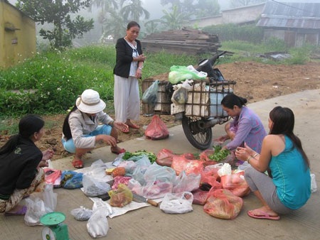 Nhọc nhằn chở Tết lên non - 3 Nhọc nhằn chở Tết lên non - 3