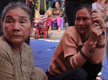 Làm lễ nguyện cầu cho 12 ngư dân đi biển không về