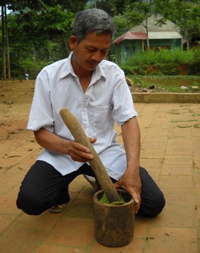 Người hóa giải nọc độc mọi loài rắn - 1 Người hóa giải nọc độc mọi loài rắn