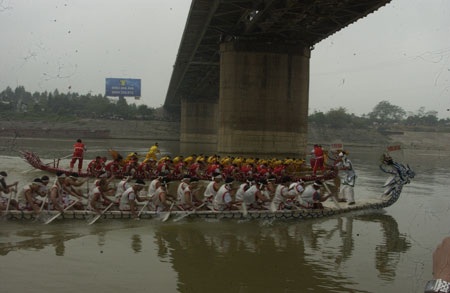 Đất Tổ Hùng Vương tưng bừng lễ hội