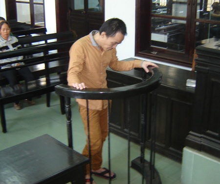 Đôi tình nhân trẻ cùng hầu tòa vì ma túy - 2 Đôi tình nhân trẻ cùng hầu tòa vì ma túy