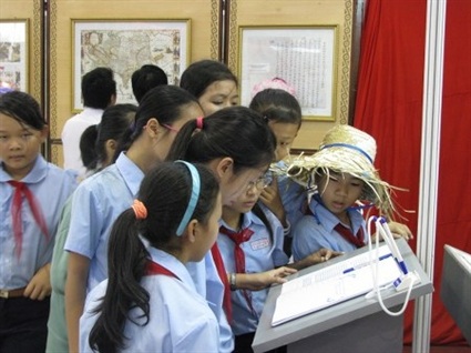 “Thủ thư” Hoàng Sa - 1