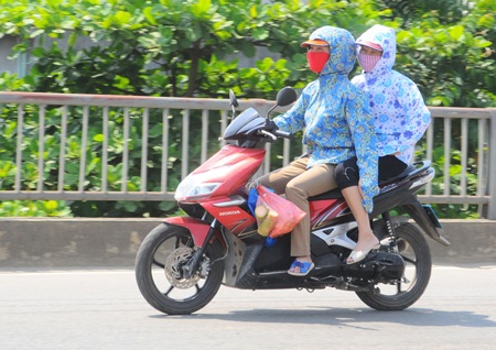 Lào Cai “khô khốc” trong nắng nóng kỷ lục - 1 Lào Cai “khô khốc” trong nắng nóng kỷ lục
