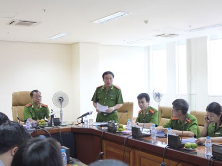 Truy nã quốc tế nếu ông Dương Chí Dũng trốn ra nước ngoài - 1 Truy nã quốc tế nếu ông Dương Chí Dũng trốn ra nước ngoài