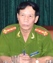 Cơ quan điều tra Bộ CA: Không có áp lực trong vụ bắt Nguyễn Đức Kiên - 1 Đại tá Nguyễn Đức
Thịnh: Chúng tôi không chịu áp lực nào trong điều tra vụ án này