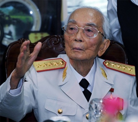 Đại tướng Võ Nguyên Giáp - Vị tướng huyền thoại - 1 Đại tướng Võ
Nguyên Giáp. Ảnh: internet