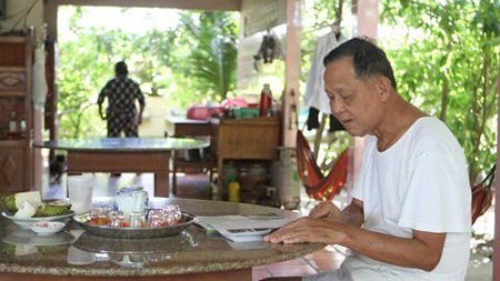 Những chuyện “lạ” về tướng Nguyễn Việt Thành - 1 Cuộc sống đời thường của tướng Thành bên người vợ hết mực tần tảo, thủy chung.