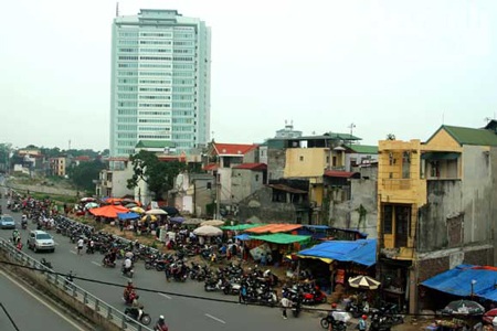 “Chợ chim 373 tỷ đồng” trên những căn nhà bỏ trống