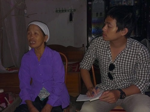 Bà Thân Thị Lan kể chuyện con trai và con dâu vào tù vì ma túy. Ảnh: NGUYỄN THẮNG