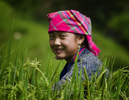 Thiếu nữ Tú Lệ đẹp như chính cái tên và thiên nhiên nơi đây