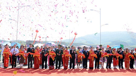 Mở cửa khẩu quốc tế đường bộ số II Kim Thành - 1 Một vài hình ảnh trong buổi lễ
