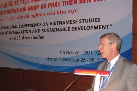 Trung Quốc không thể cứ mãi yêu sách đường lưỡi bò - 2 GS-TS Erik Franckx.